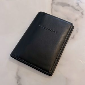 COACH Passport Holder, black leather, great condition